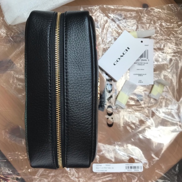 🌸 Coach X Jean Michel Basquiat Small Boxy Cosmetic Case 🍃 - Picture 10 of 14